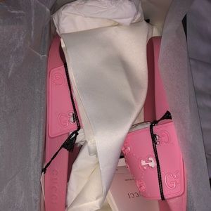 GUCCI SLIDES